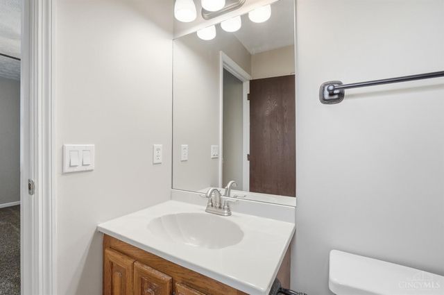 6606 Knottypine Drive, Cincinnati, OH 45230