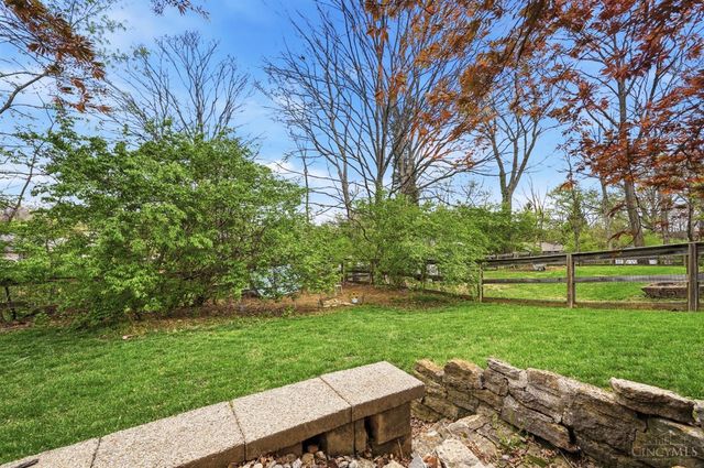 6606 Knottypine Drive, Cincinnati, OH 45230