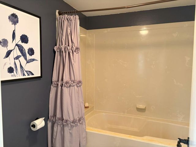 5201 Fairway Avenue # 13, North Little Rock, AR 72116