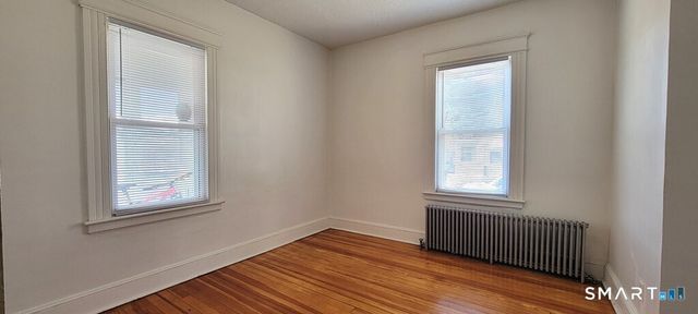 2784 East Main Street, Waterbury, CT 06705