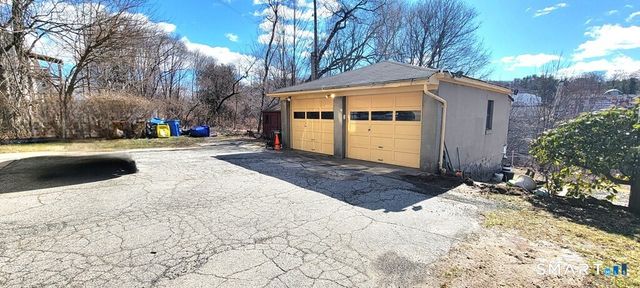 2784 East Main Street, Waterbury, CT 06705