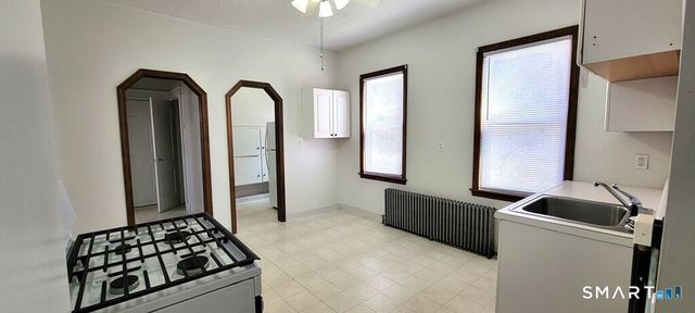 2784 East Main Street, Waterbury, CT 06705