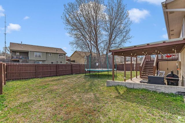 1013 Dagen, Junction City, KS 66441