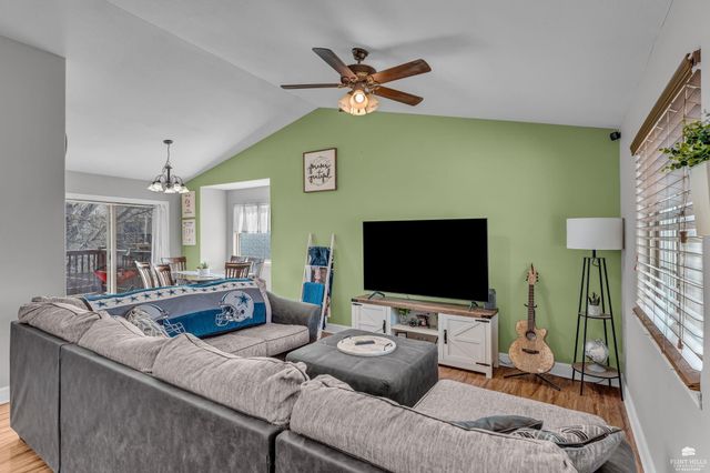 1013 Dagen, Junction City, KS 66441