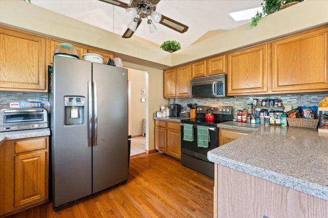 213 Edington Circle, Canton Twp, MI 48187
