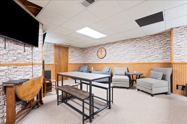213 Edington Circle, Canton Twp, MI 48187