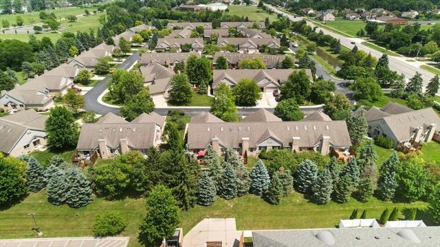 213 Edington Circle, Canton Twp, MI 48187