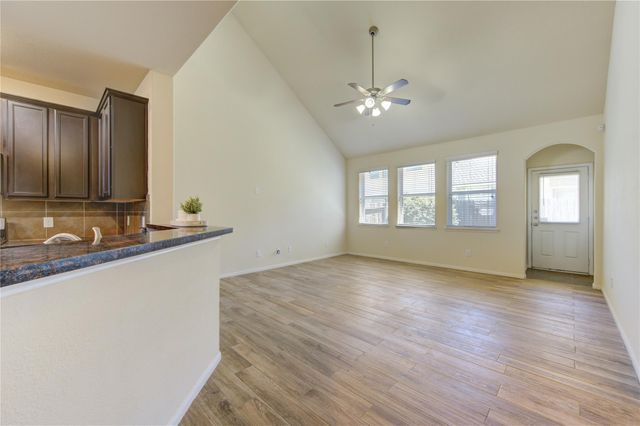 6518 Wilshire Ridge, Houston, TX 77040