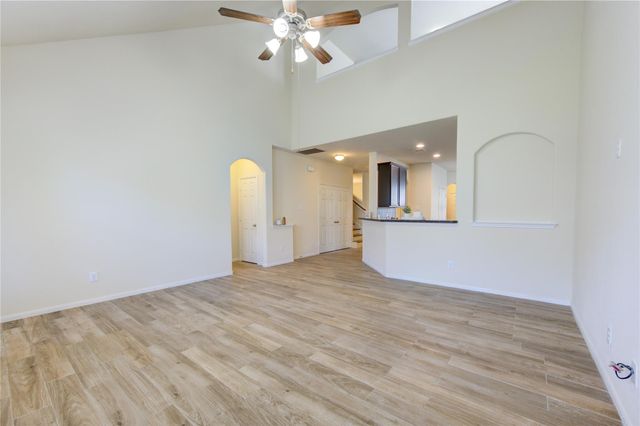 6518 Wilshire Ridge, Houston, TX 77040