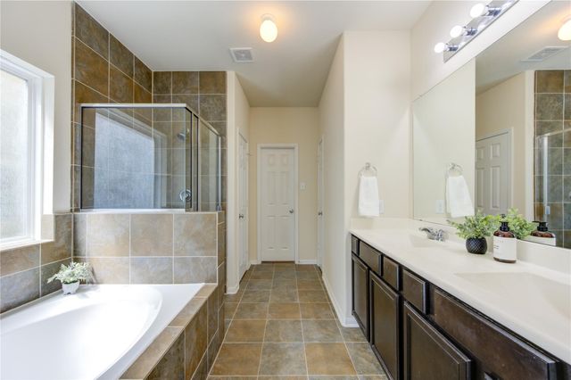 6518 Wilshire Ridge, Houston, TX 77040