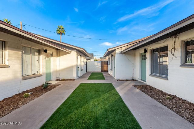 405 S PRIEST Drive, Tempe, AZ 85281