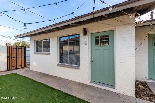 405 S PRIEST Drive, Tempe, AZ 85281