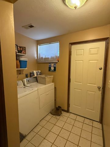 723 Cliff Drive, Augusta, KS 67010