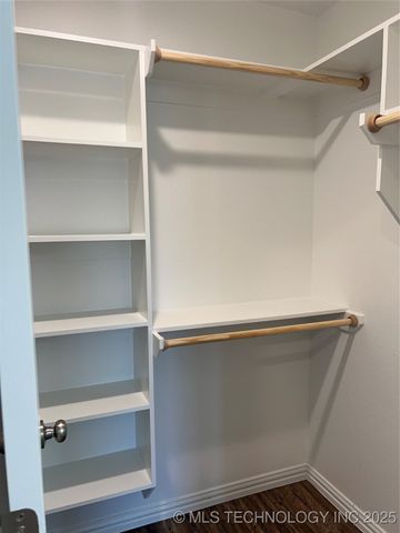 513 Honeysuckle Lane, Madill, OK 73446