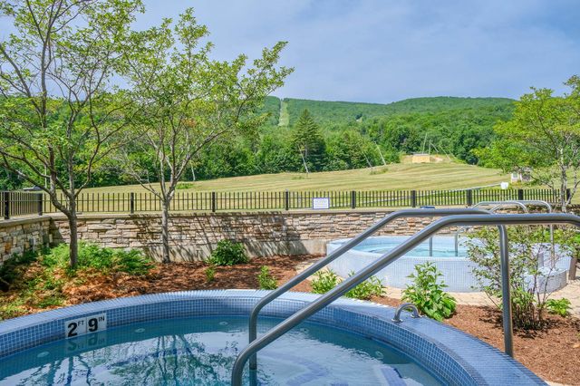 606 608 Qii Jackson Gore Adams House 606 608 Qii, Ludlow, VT 05149