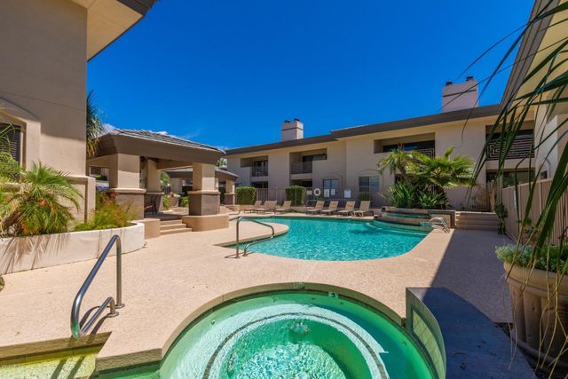 3235 E Camelback Road Unit 201, Phoenix, AZ 85018