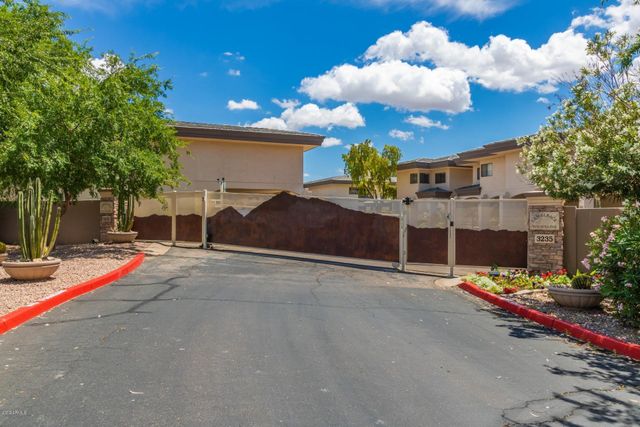 3235 E Camelback Road Unit 201, Phoenix, AZ 85018