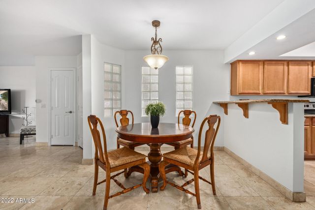 3235 E Camelback Road Unit 201, Phoenix, AZ 85018