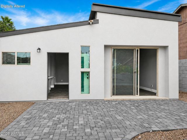 8045 N 14TH Street, Phoenix, AZ 85020