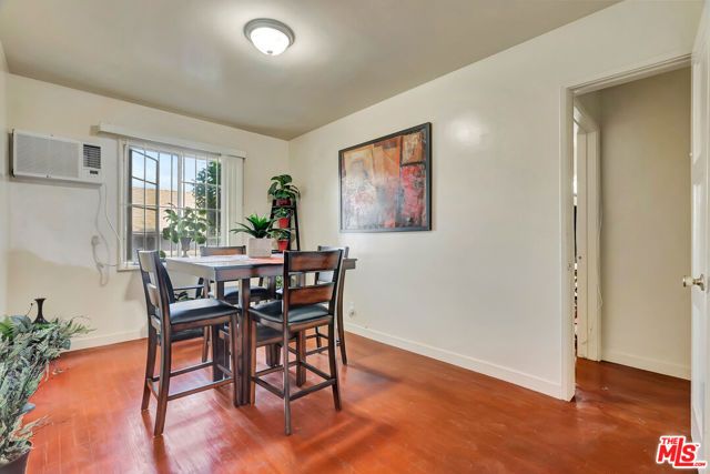 4034 Abourne Road B, Los Angeles, CA 90008