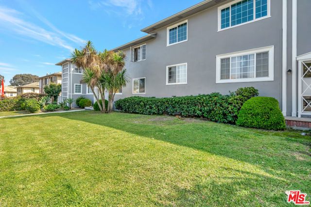 4034 Abourne Road B, Los Angeles, CA 90008