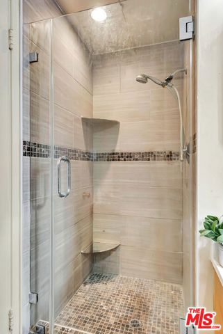 4034 Abourne Road B, Los Angeles, CA 90008