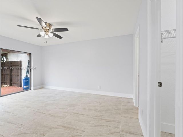 2406 SW 54th St, Dania Beach, FL 33312