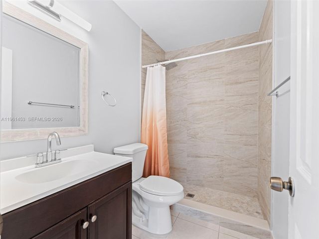 2406 SW 54th St, Dania Beach, FL 33312