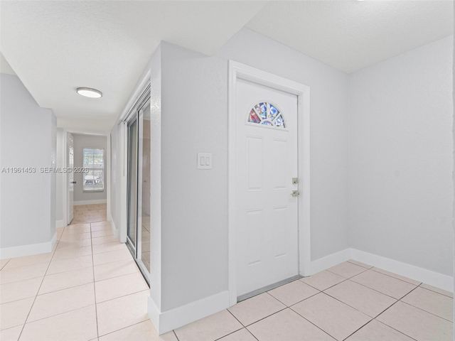 2406 SW 54th St, Dania Beach, FL 33312