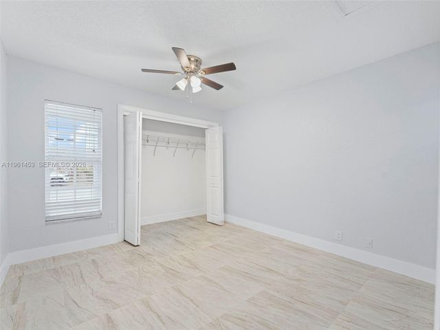 2406 SW 54th St, Dania Beach, FL 33312