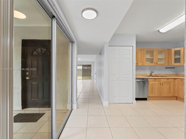 2406 SW 54th St, Dania Beach, FL 33312