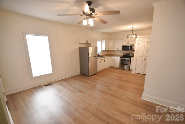 152 Academy Avenue NW, Concord, NC 28025