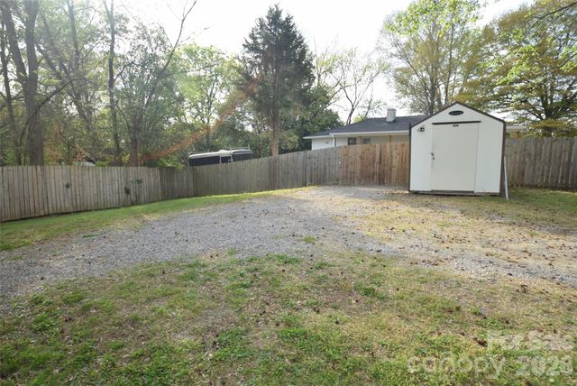 152 Academy Avenue NW, Concord, NC 28025