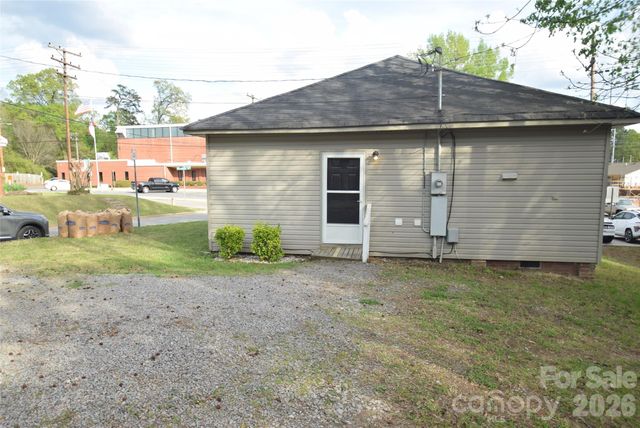 152 Academy Avenue NW, Concord, NC 28025