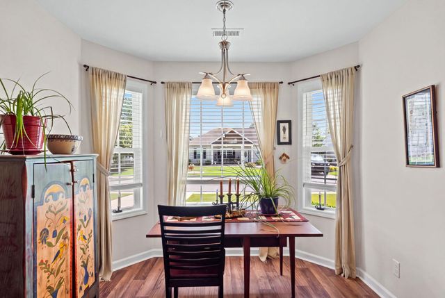 852 Inglenook Ln., Longs, SC 29568