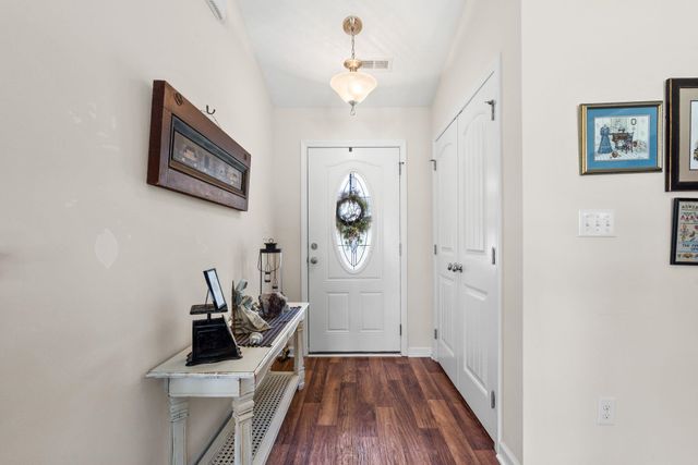 852 Inglenook Ln., Longs, SC 29568
