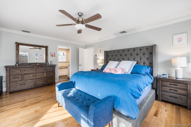 35 Rock Cliff Place, White Plains, NY 10603