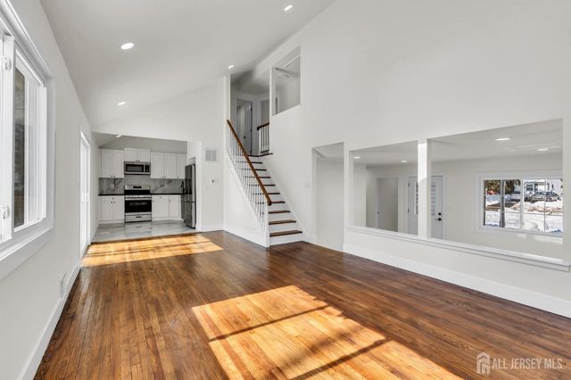 109 Throckmorton Ln Lane, Old Bridge, NJ 08857