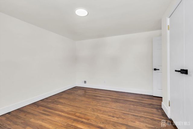 109 Throckmorton Ln Lane, Old Bridge, NJ 08857