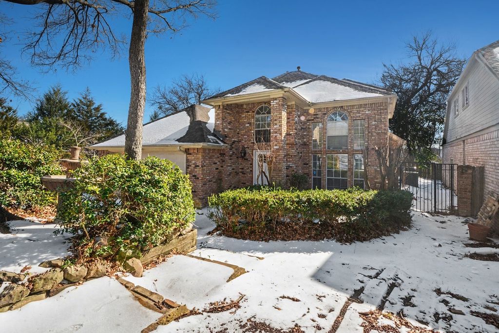 6701 Clear Springs Circle, Garland, TX 75044