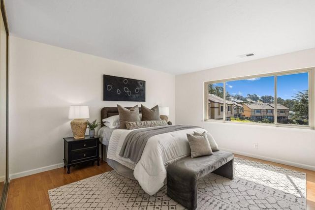 627 Hickey Boulevard D, Pacifica, CA 94044