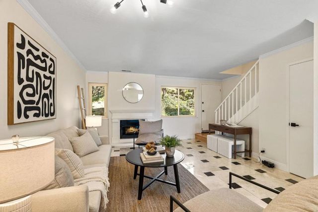 627 Hickey Boulevard D, Pacifica, CA 94044