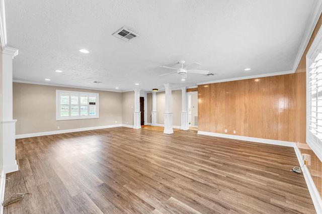 6327 Wynnwood Lane, Houston, TX 77008