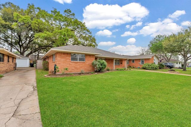 6327 Wynnwood Lane, Houston, TX 77008