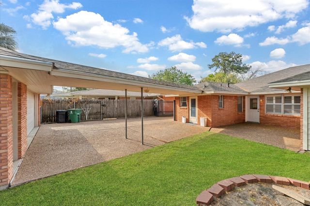 6327 Wynnwood Lane, Houston, TX 77008