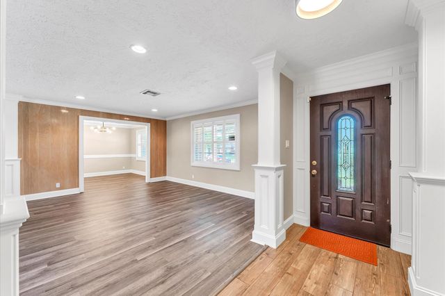 6327 Wynnwood Lane, Houston, TX 77008