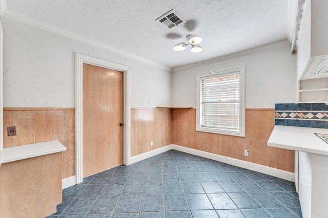 6327 Wynnwood Lane, Houston, TX 77008