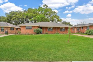 6327 Wynnwood Lane, Houston, TX 77008