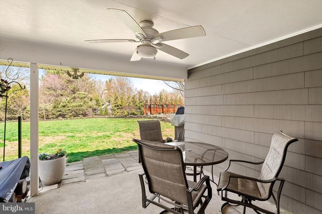 18 CRANBURY NECK RD, Cranbury, NJ 08512