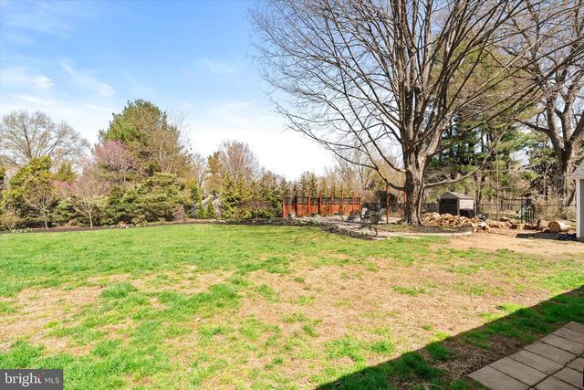 18 CRANBURY NECK RD, Cranbury, NJ 08512